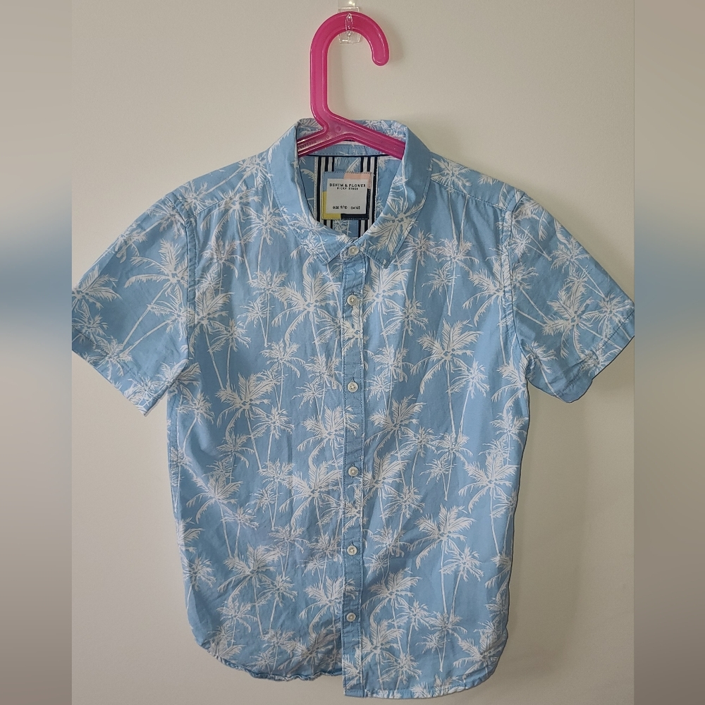 Denim & Flower Ricky Singh palm tree print button-down shirt , size 9/10